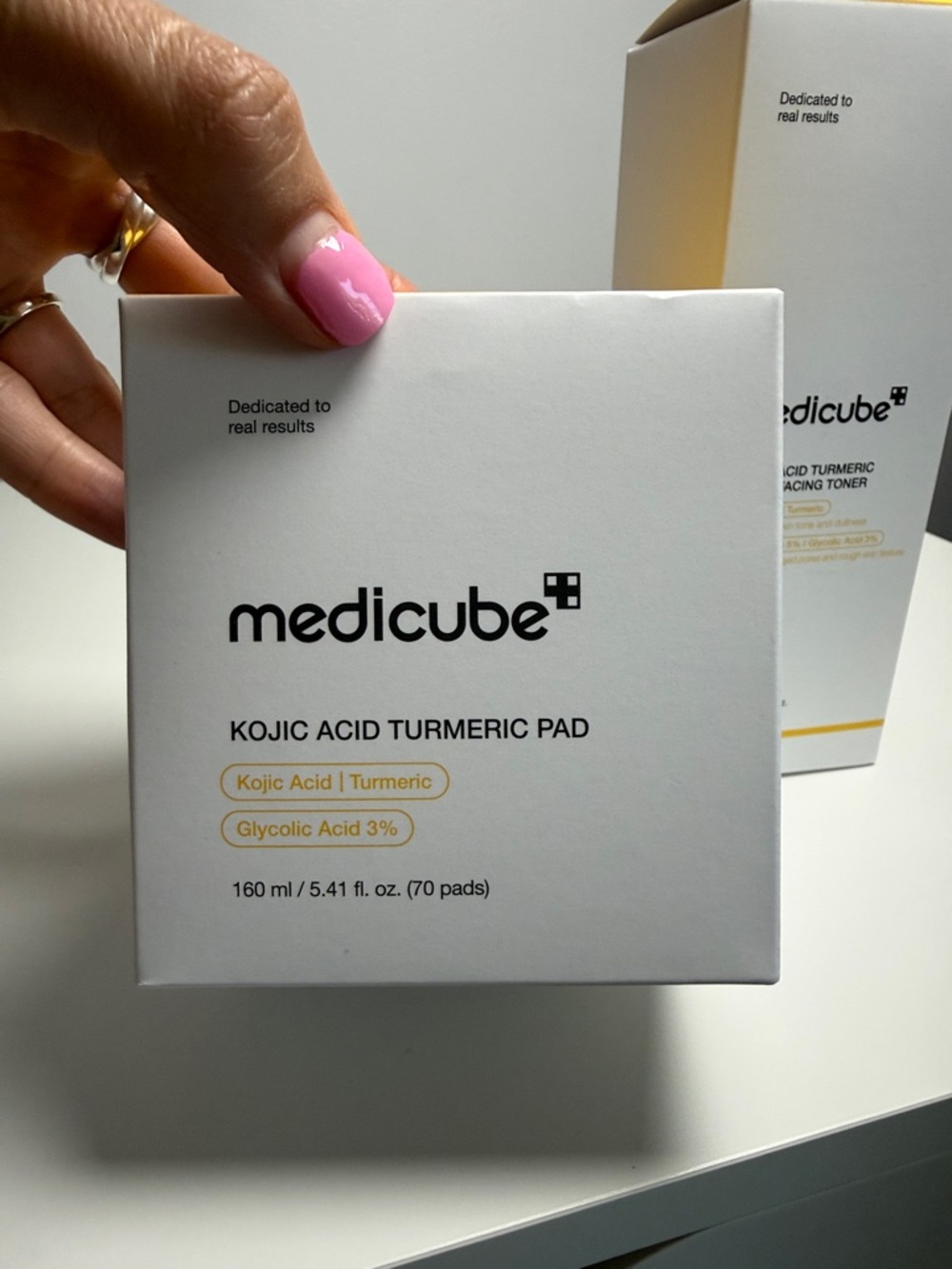 Medicube Kojic Acid Turmeric Skincare Set - Yellow & White - Picture 3 of 5